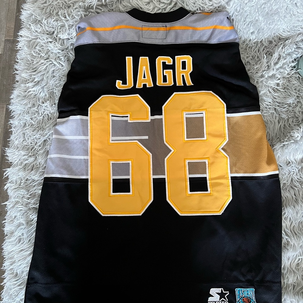Vintage Pittsburgh Penguins Jersey